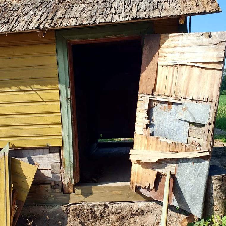 Sauna ukseava enne uue ukse valmistamist